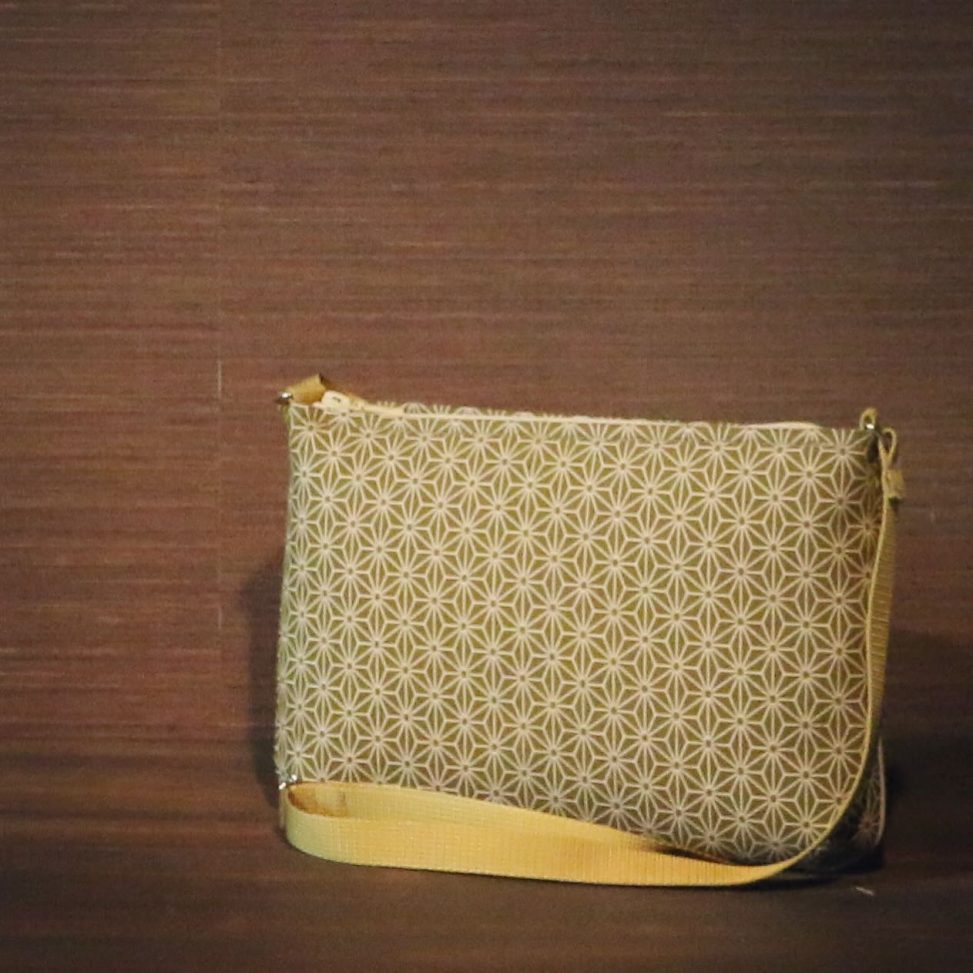 和柄ショルダーバッグ